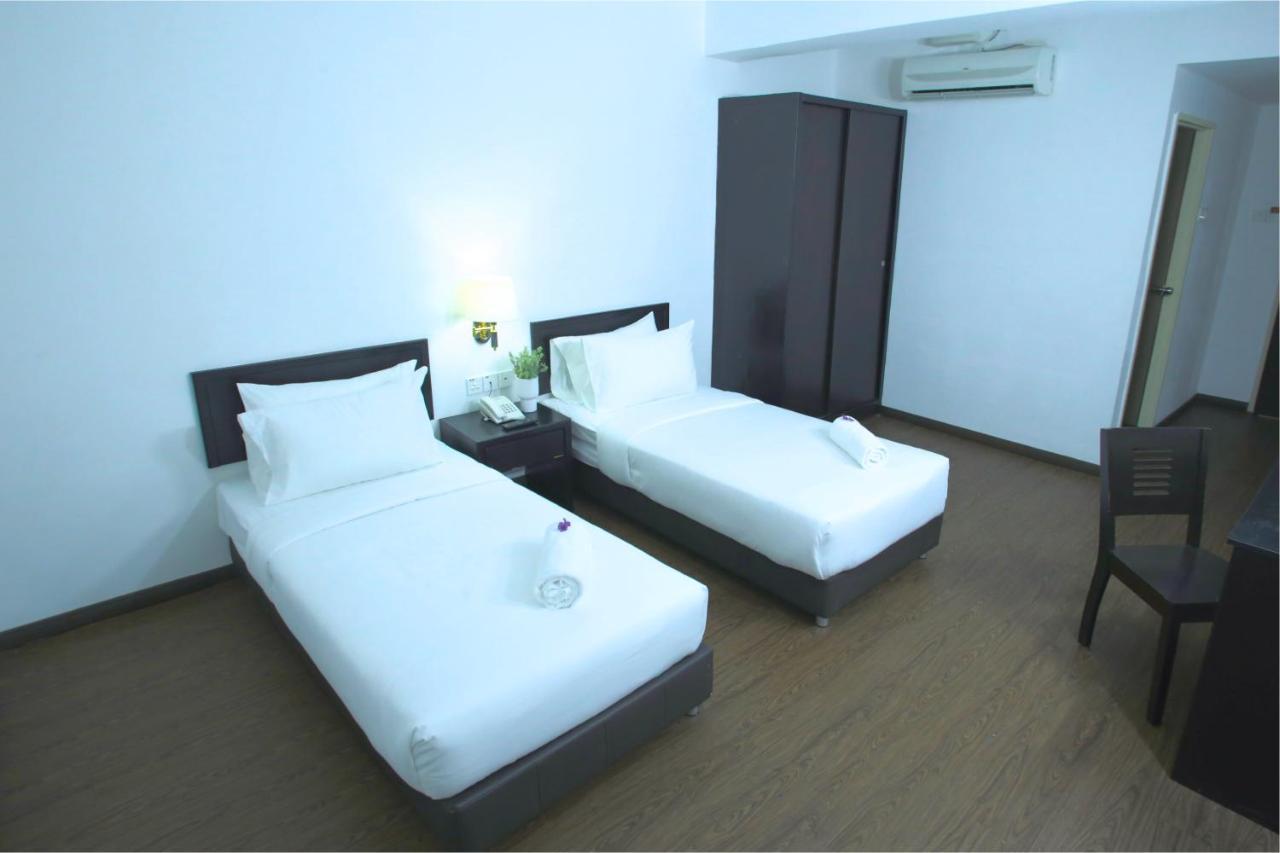 Hotel Pandan Johor Bahru Kültér fotó